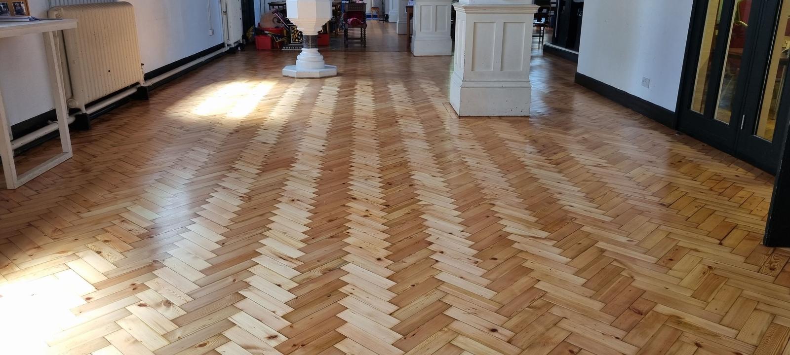 Comparison of different wood floor grains